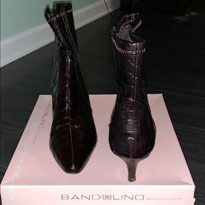 Gently Worn Bandolino Kitten Heel Boots With Box